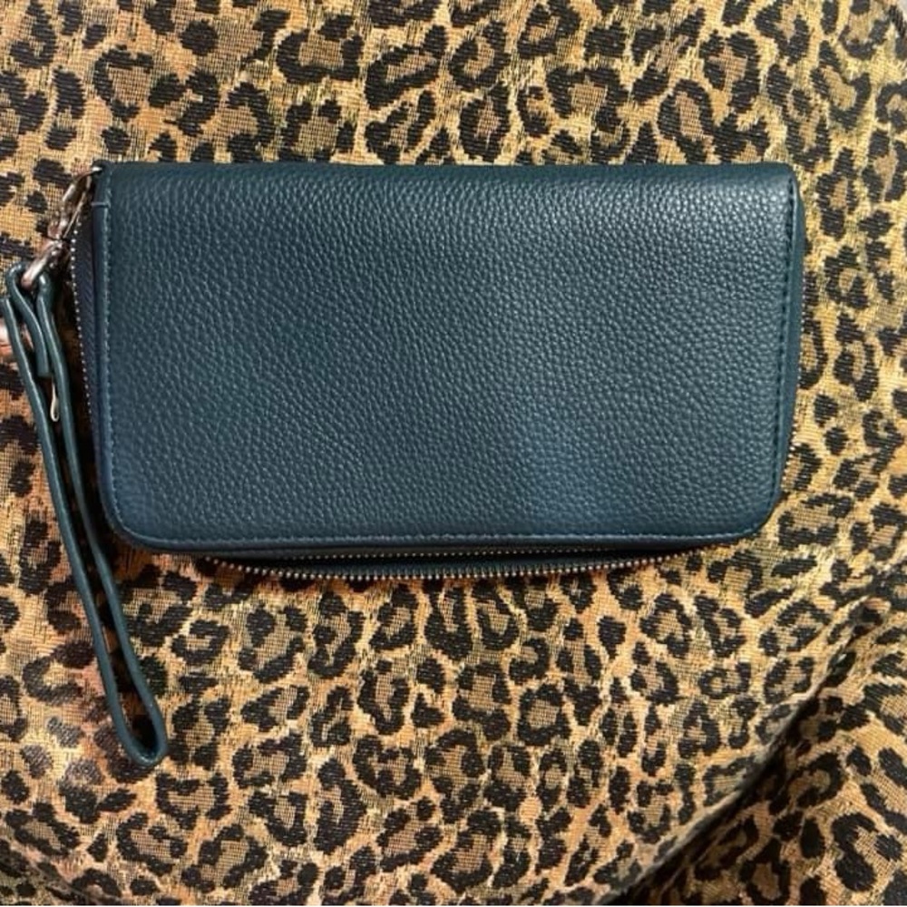 Benjamin wallet